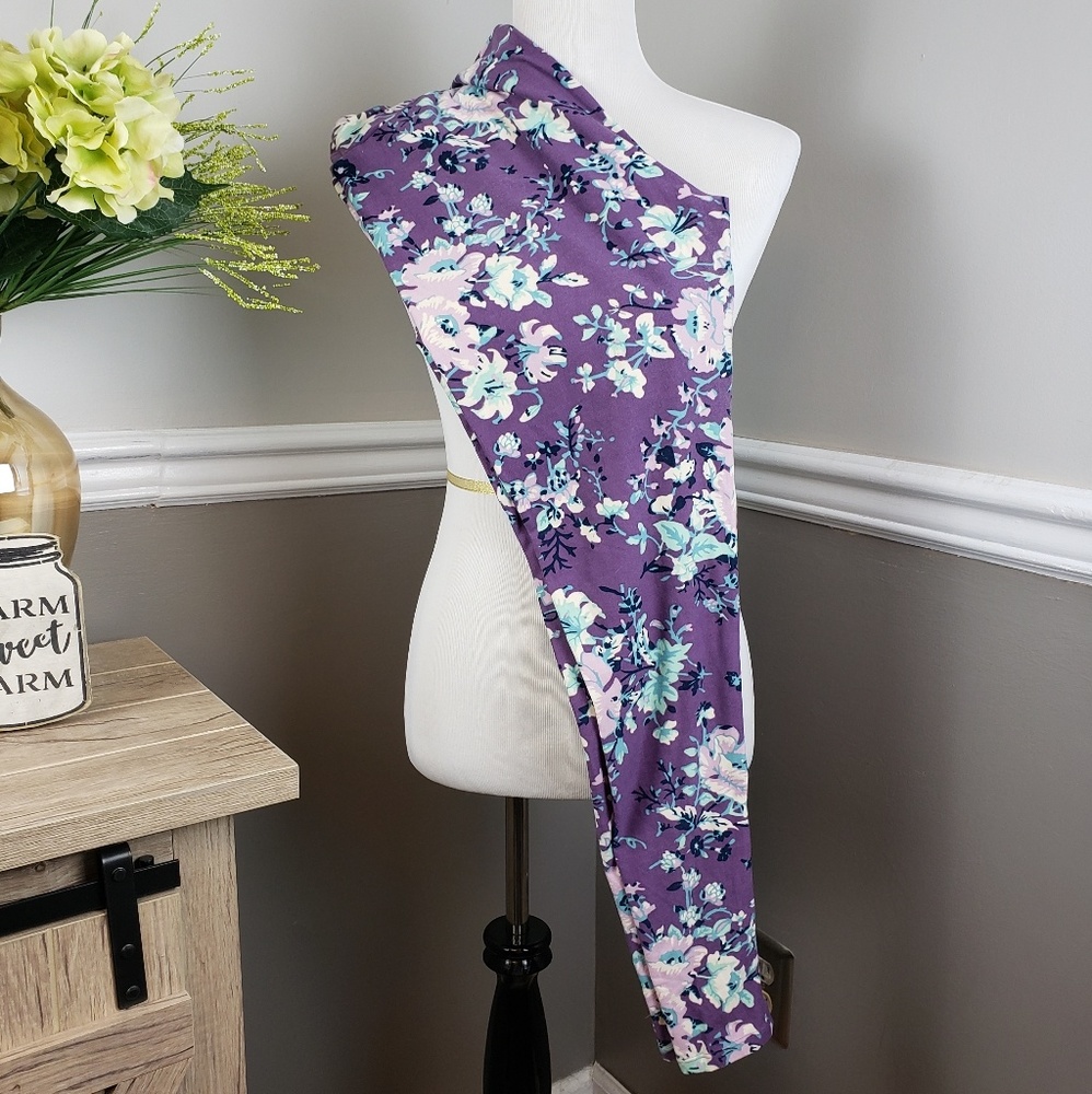 Lularoe Purple Romantic Floral TC leggings